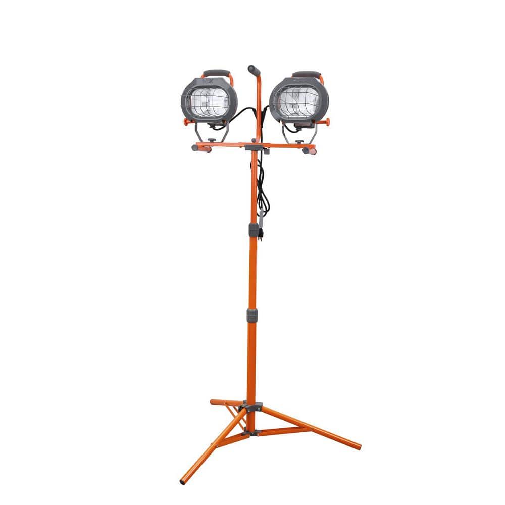 HDX 1200-Watt Halogen Tripod Work Light - $30